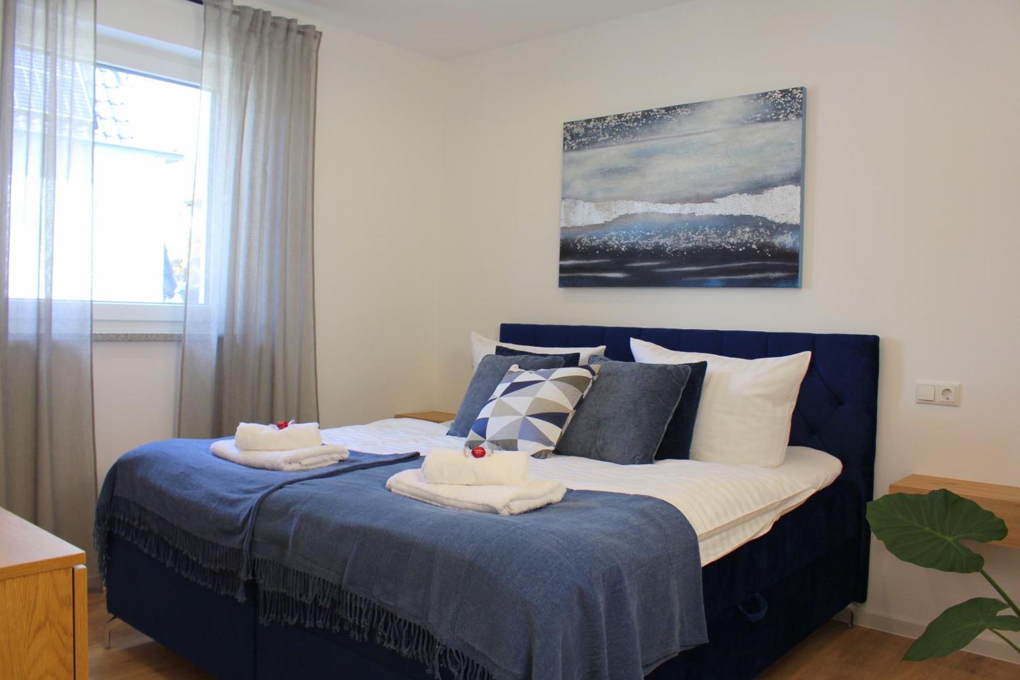 Apartment Mit Voll Ausgestatetter Kueche, Badewanne, Balkon, Parkplatz Vor Dem Haus, Ruhig Gelegen, Ada4 Kulmbach Kültér fotó
