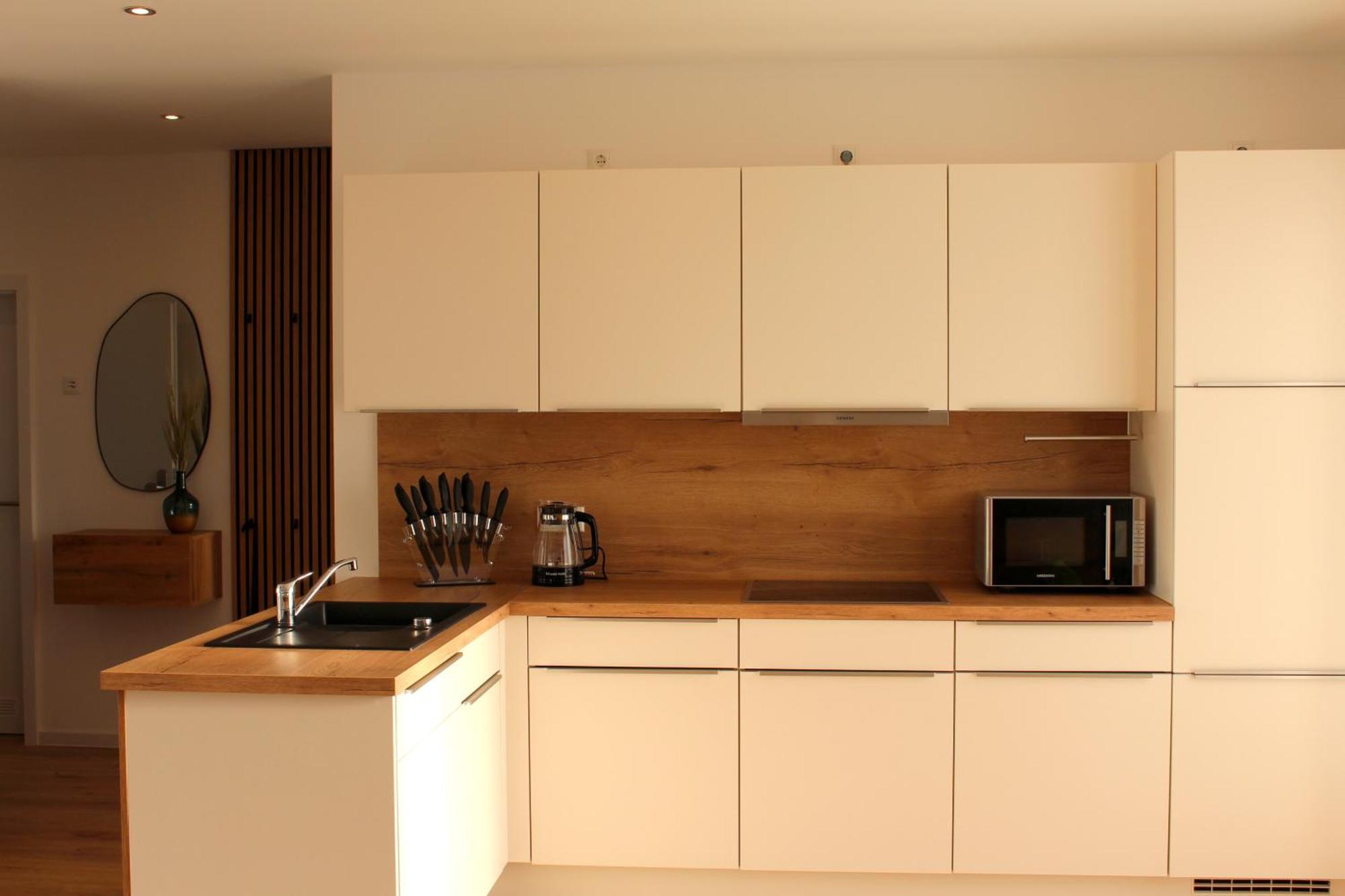 Apartment Mit Voll Ausgestatetter Kueche, Badewanne, Balkon, Parkplatz Vor Dem Haus, Ruhig Gelegen, Ada4 Kulmbach Kültér fotó