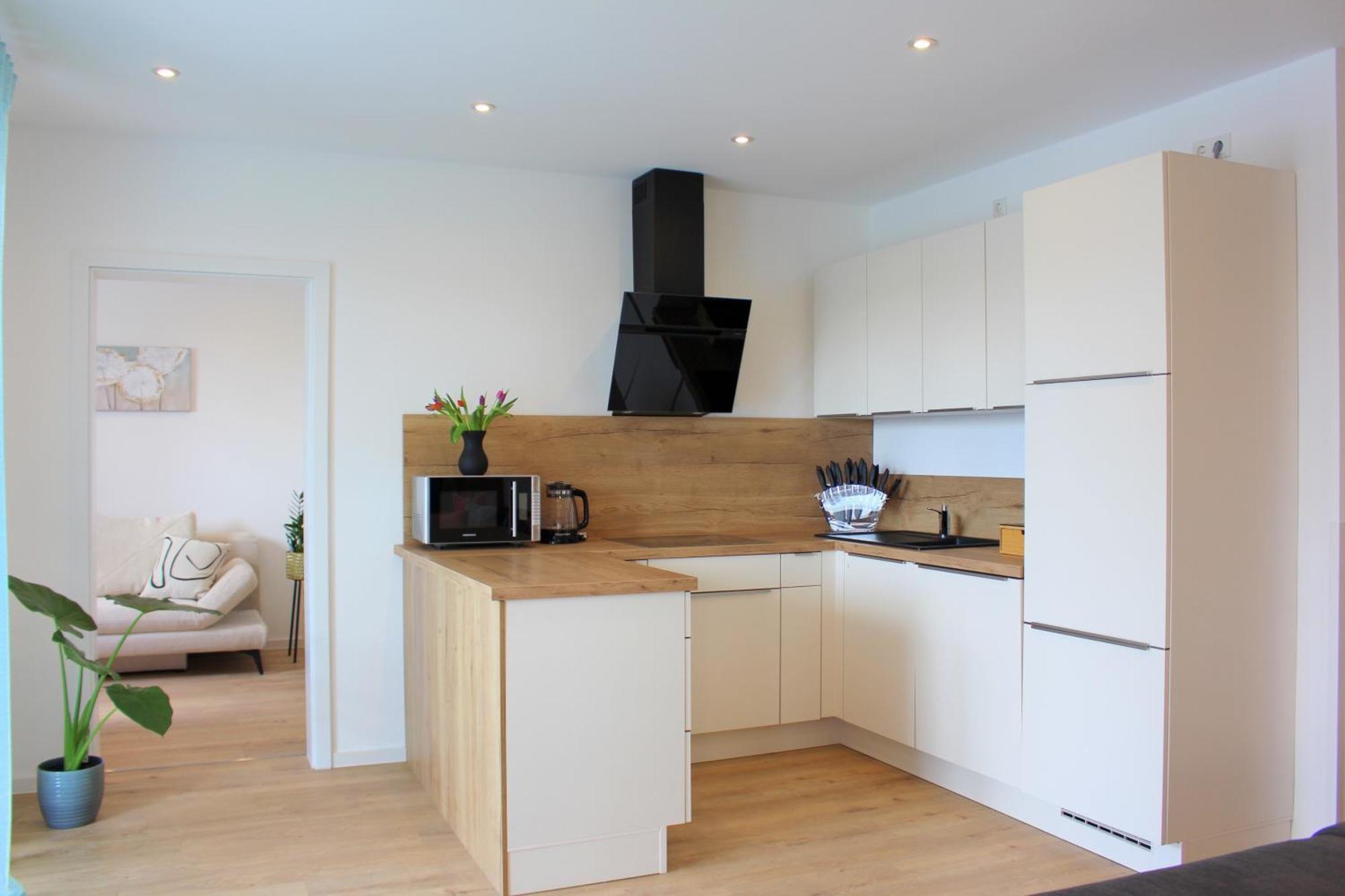Apartment Mit Voll Ausgestatetter Kueche, Badewanne, Balkon, Parkplatz Vor Dem Haus, Ruhig Gelegen, Ada4 Kulmbach Kültér fotó