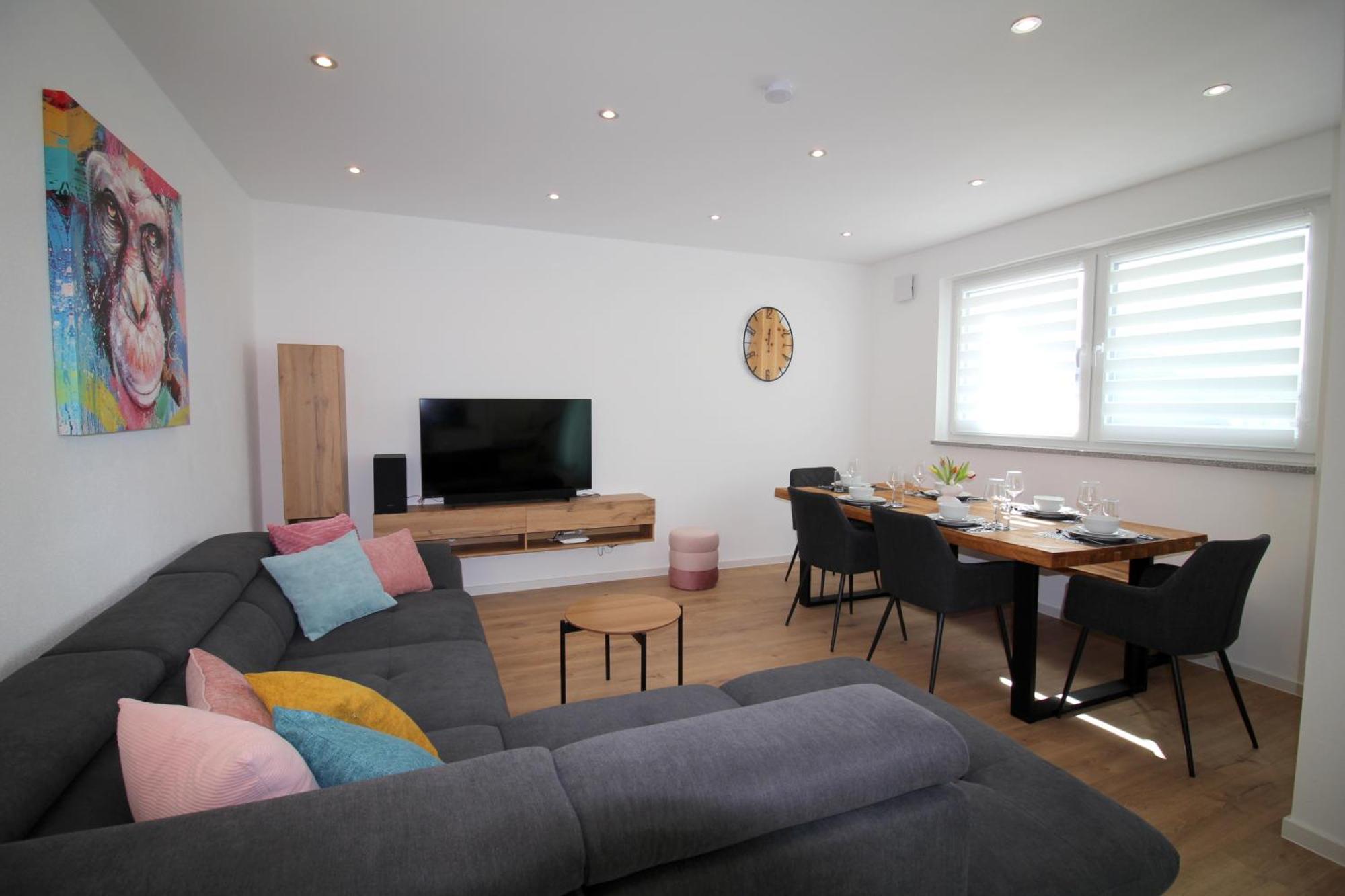 Apartment Mit Voll Ausgestatetter Kueche, Badewanne, Balkon, Parkplatz Vor Dem Haus, Ruhig Gelegen, Ada4 Kulmbach Kültér fotó