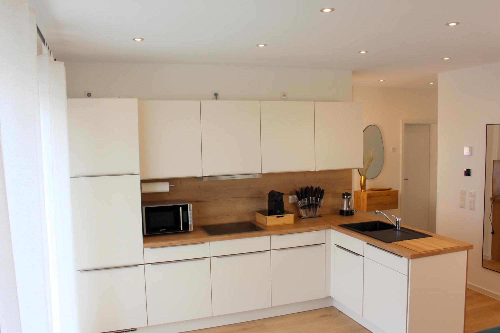 Apartment Mit Voll Ausgestatetter Kueche, Badewanne, Balkon, Parkplatz Vor Dem Haus, Ruhig Gelegen, Ada4 Kulmbach Kültér fotó