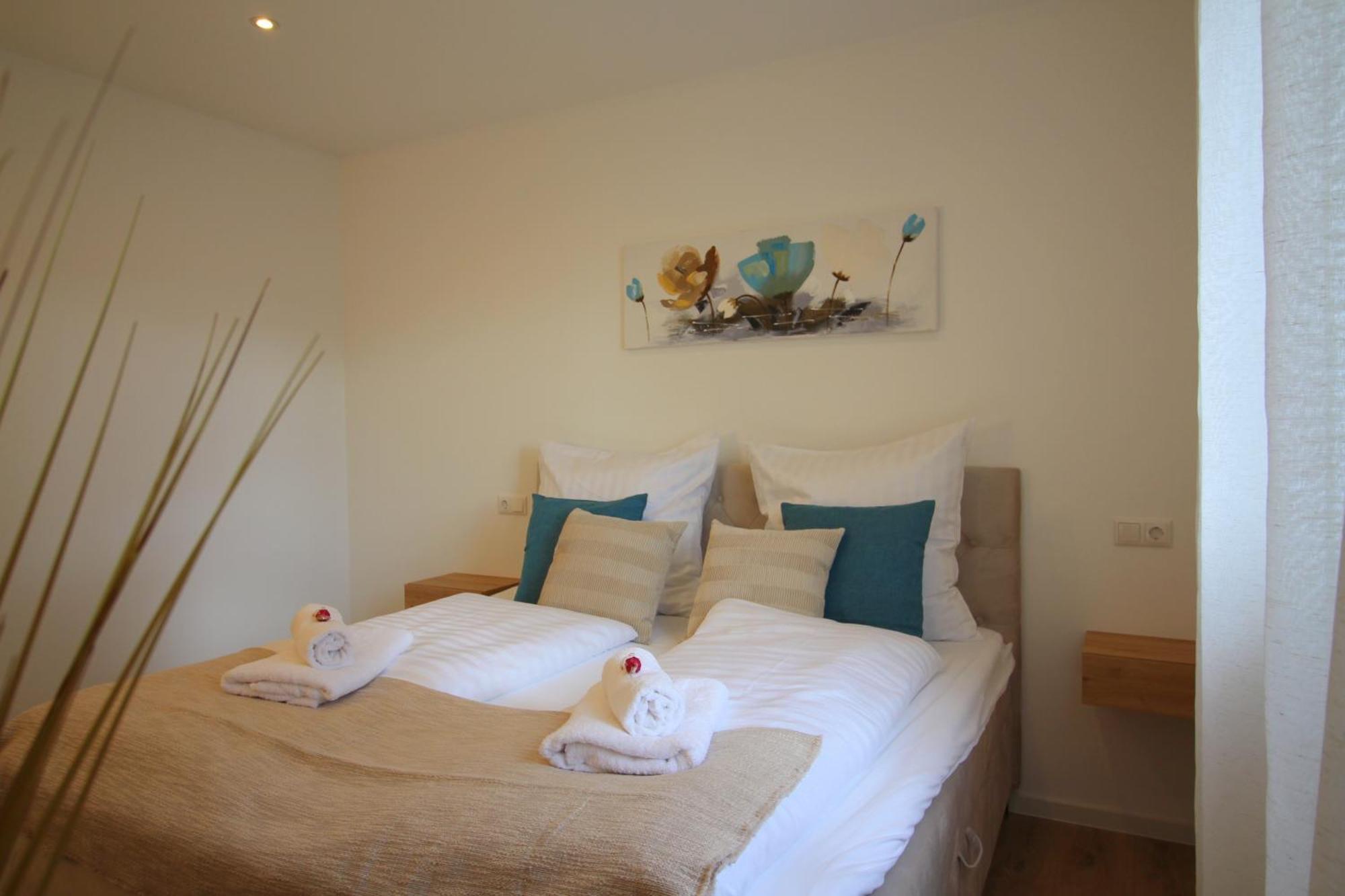 Apartment Mit Voll Ausgestatetter Kueche, Badewanne, Balkon, Parkplatz Vor Dem Haus, Ruhig Gelegen, Ada4 Kulmbach Kültér fotó