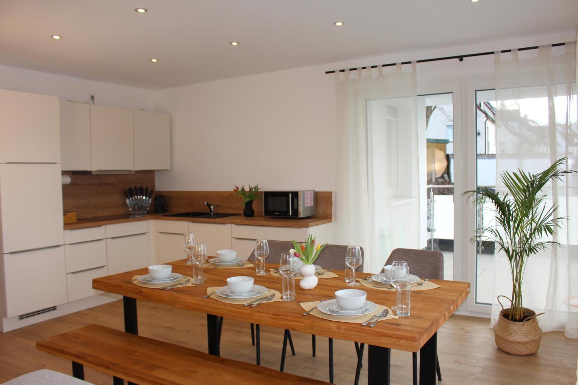Apartment Mit Voll Ausgestatetter Kueche, Badewanne, Balkon, Parkplatz Vor Dem Haus, Ruhig Gelegen, Ada4 Kulmbach Kültér fotó