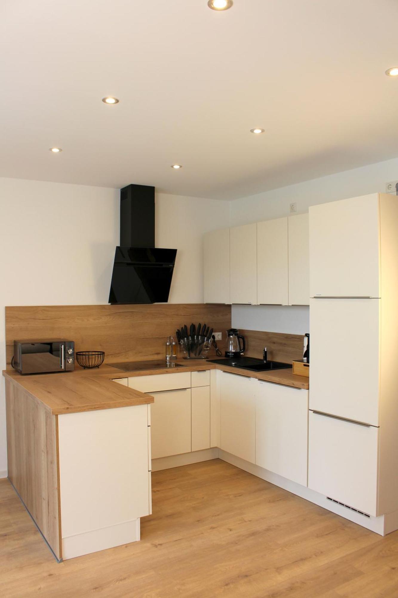 Apartment Mit Voll Ausgestatetter Kueche, Badewanne, Balkon, Parkplatz Vor Dem Haus, Ruhig Gelegen, Ada4 Kulmbach Kültér fotó