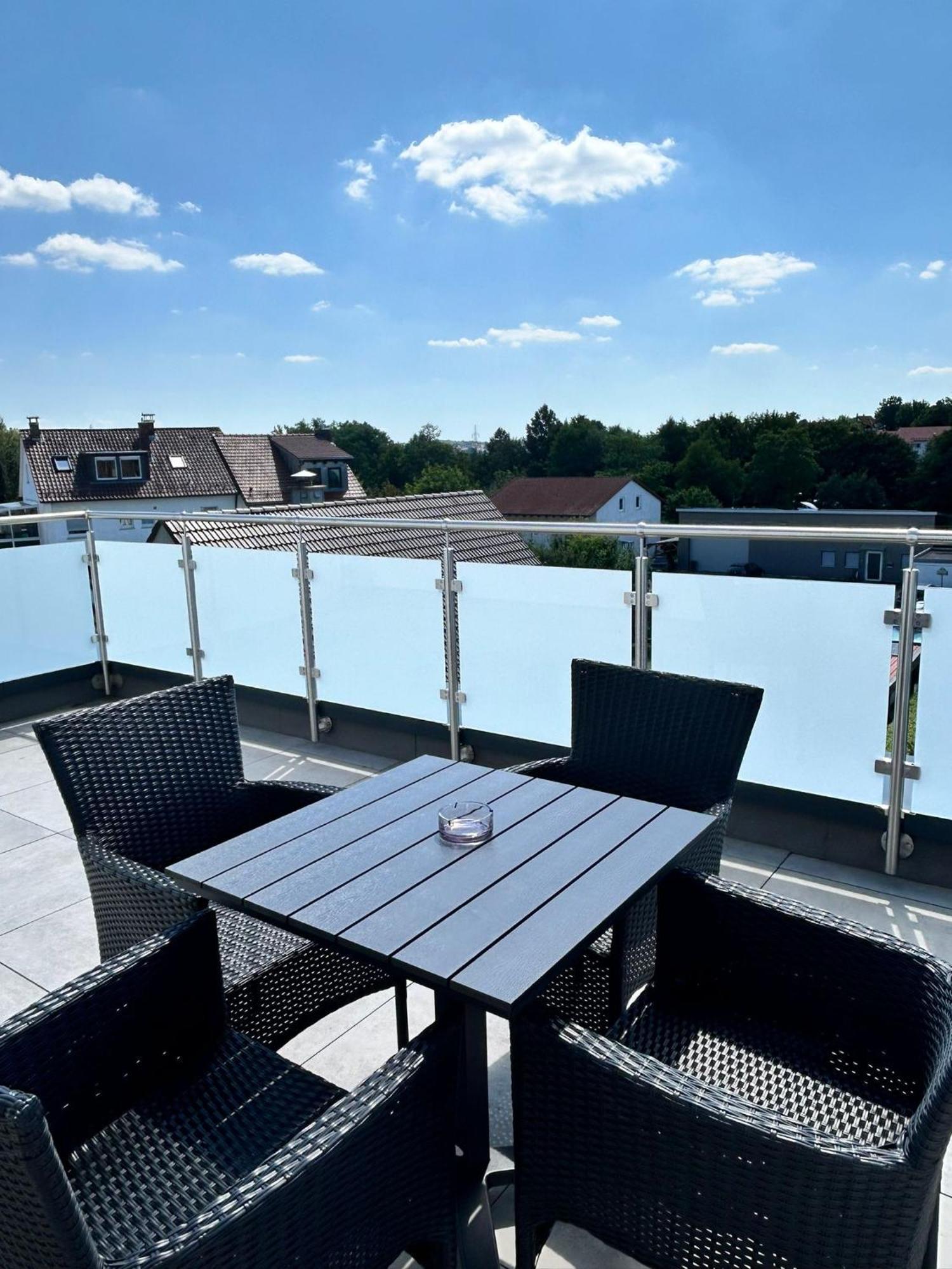 Apartment Mit Voll Ausgestatetter Kueche, Badewanne, Balkon, Parkplatz Vor Dem Haus, Ruhig Gelegen, Ada4 Kulmbach Kültér fotó